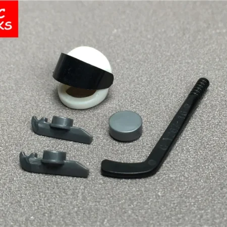 MOC Bricks DIY Ice hockey Set Sport Helmet Footgear Ice Skate Utensil Hockey Stick Building Blocks Assembly figure kids gift