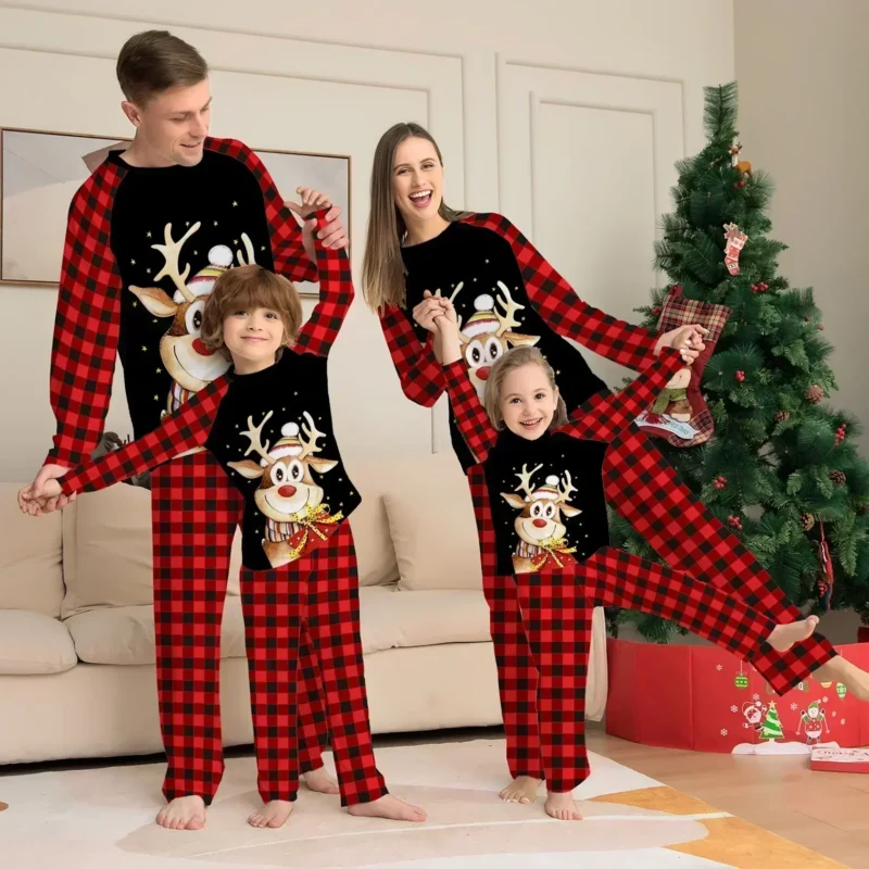 2024 New Year's Clothes Christmas Pajamas Set Elk Print Mother Father Kids Matching Outfits Cute Soft 2 Pcs Sleepwear Xmas Look